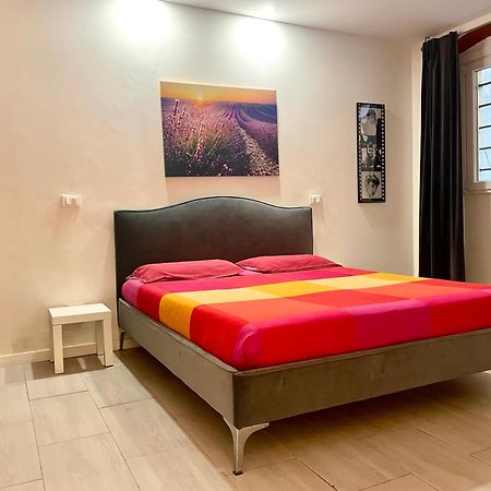 New Apartment 2 Minute From The Port 리보르노 외부 사진
